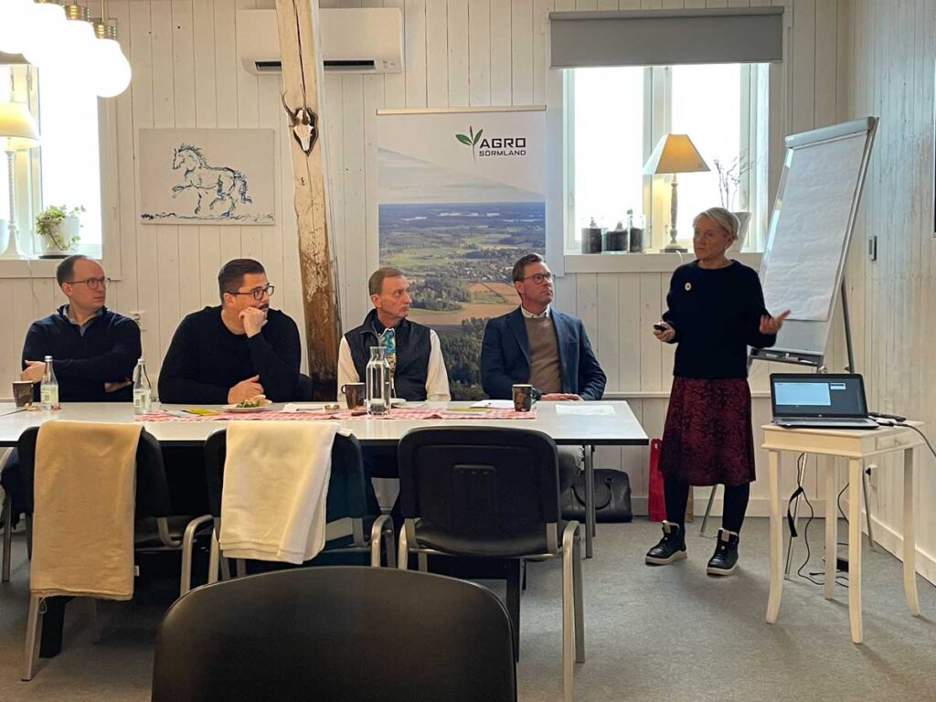 Summerande möte och julbordslunch 15 dec 2023