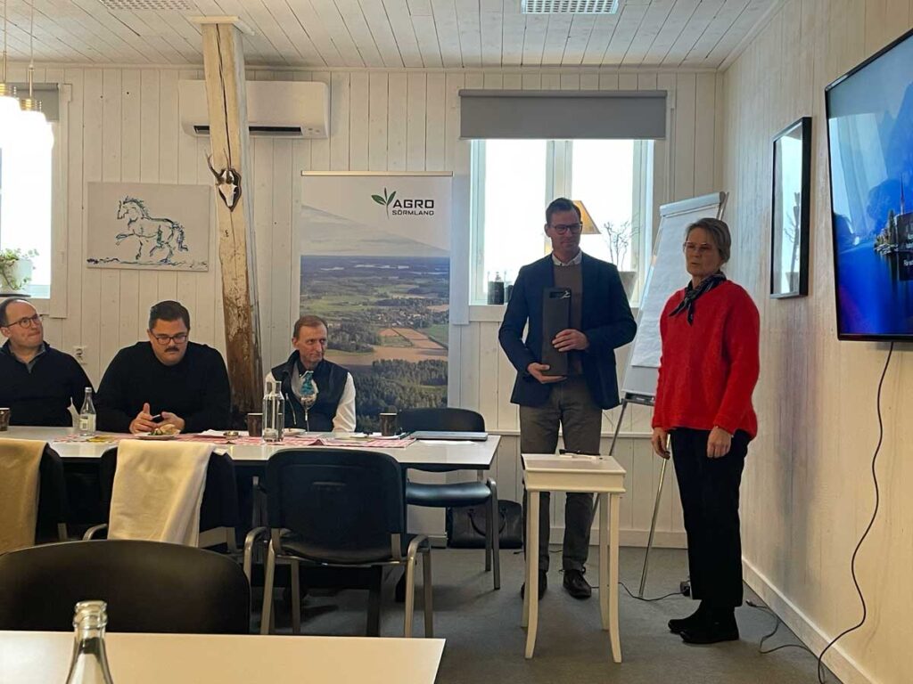 Summerande möte och julbordslunch 15 dec 2023
